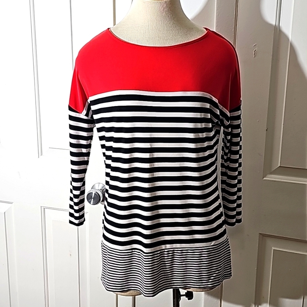Premise women's pop over top. Size medium. Red black and white. Polyester